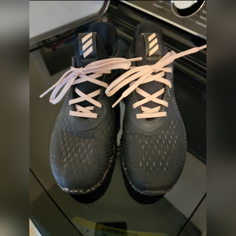 Adidas superbounce sneakers